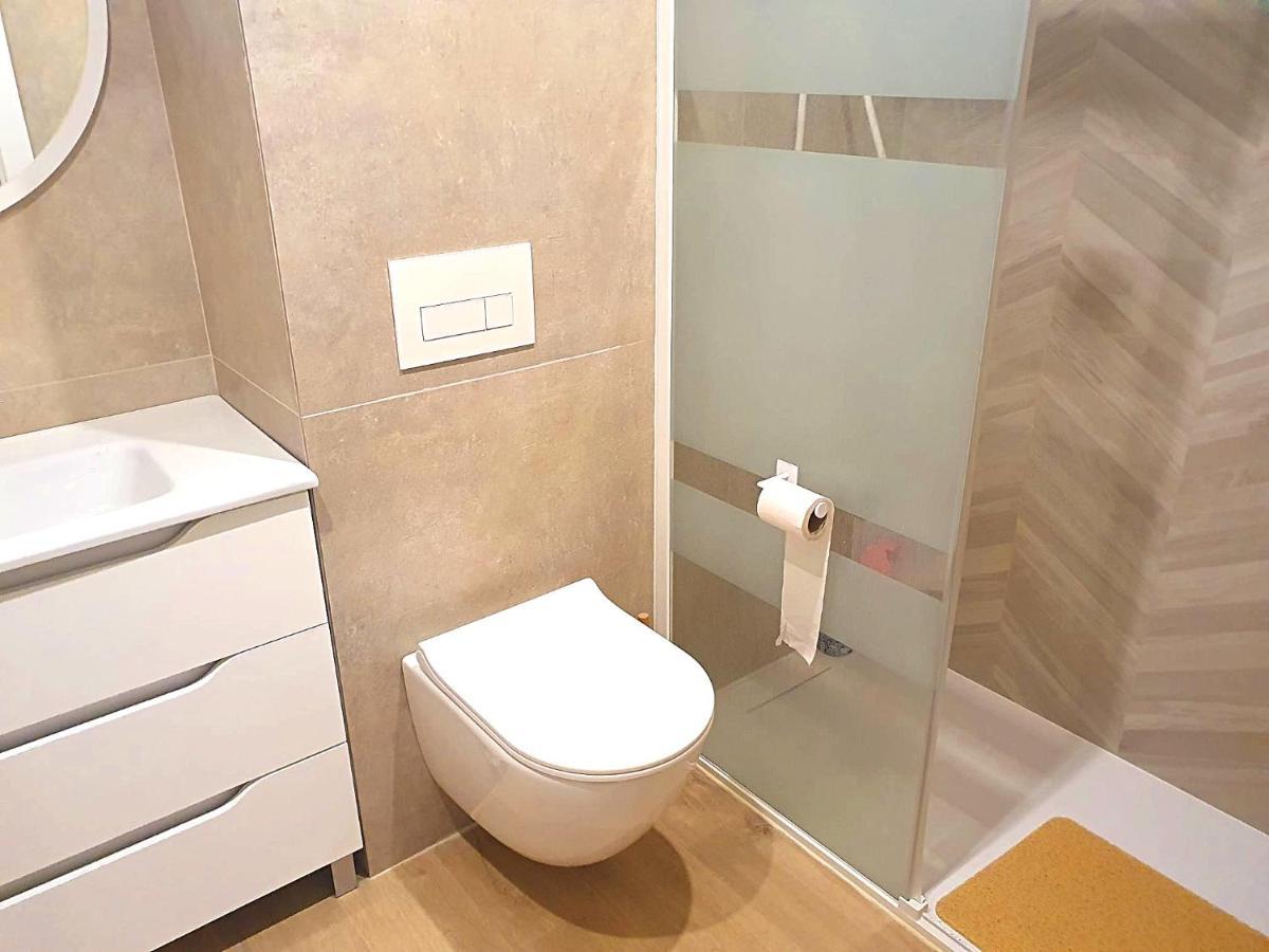 First Line Beach Beautiful Two Bedrooms Benidorm Ngoại thất bức ảnh